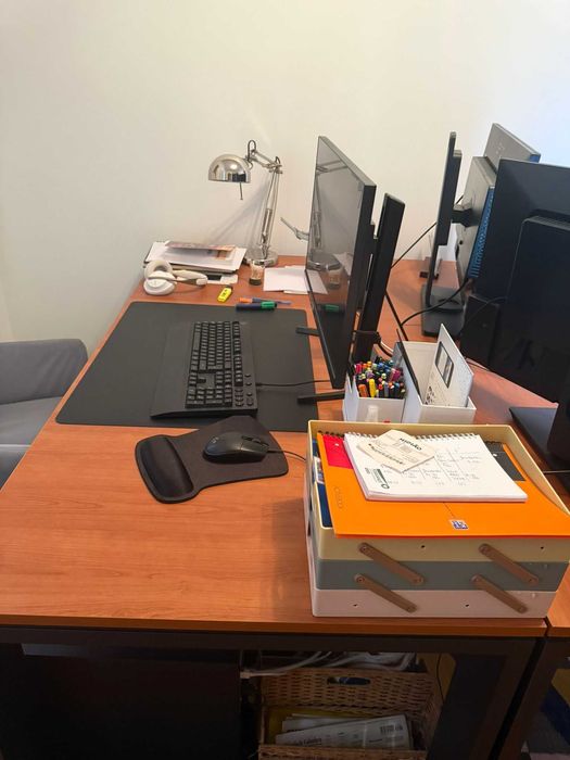 Secretária modelo Oris da Moviflor - 2 unidades disponiveis