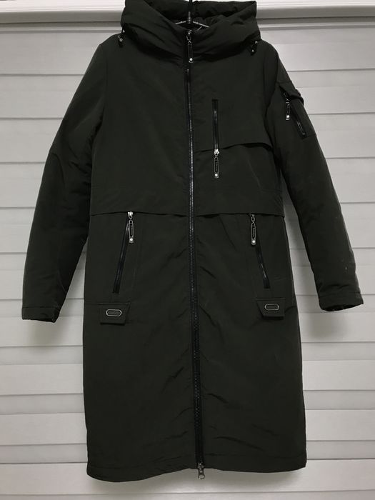 Продам жіночу зимову курточку