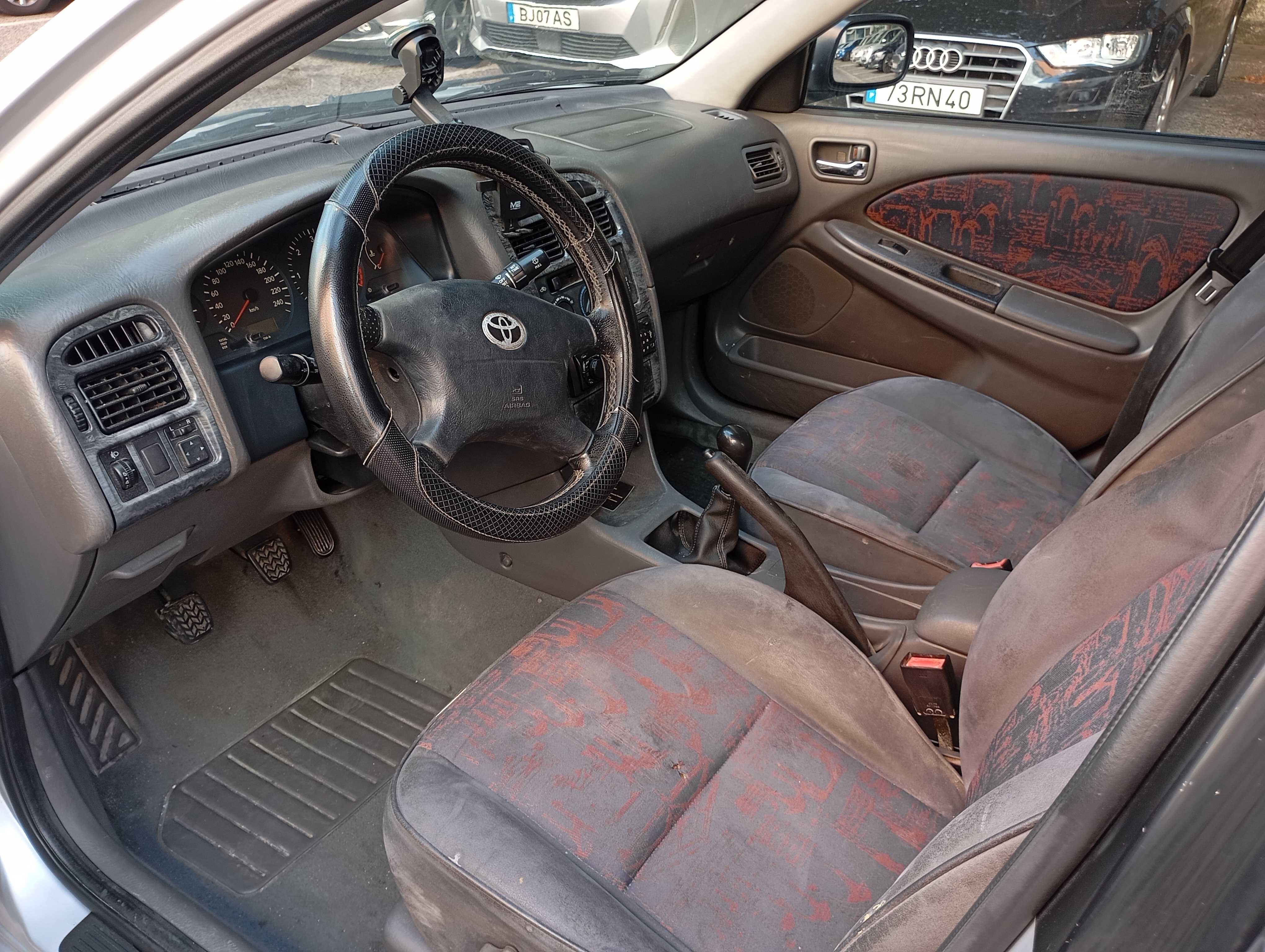 Toyota Avensis 1999