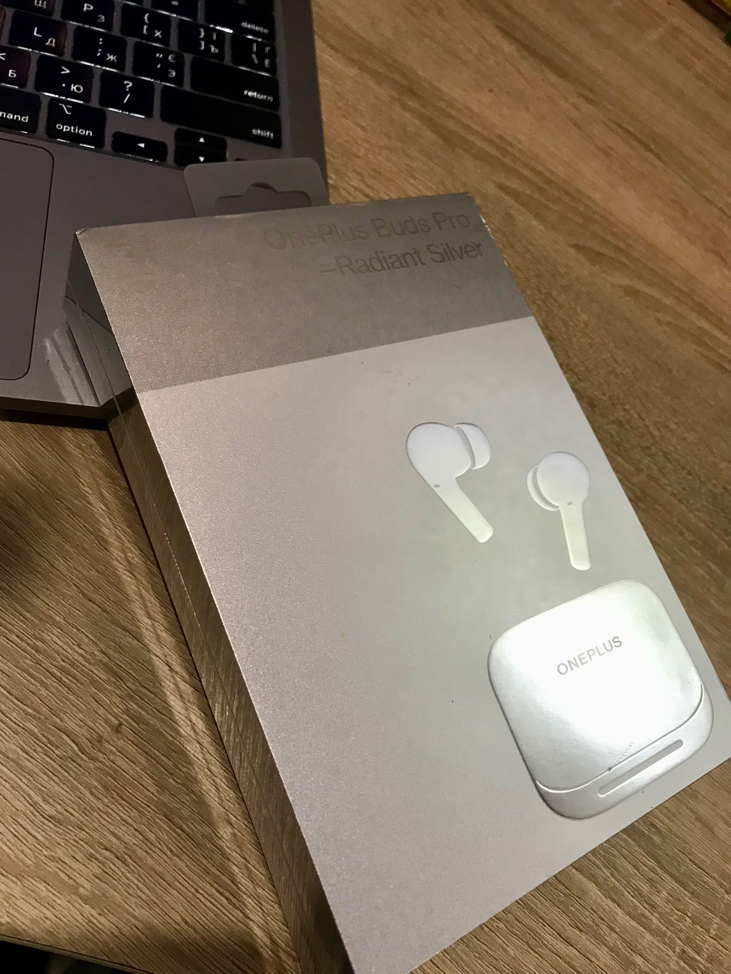 Нові Bluetooth-навушники OnePlus Buds Pro Limited Edition (Silver)