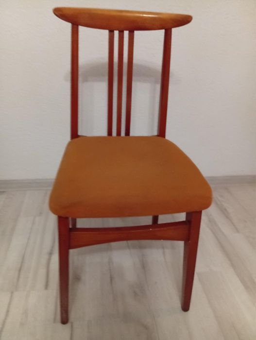 6 krzesel stan idealny