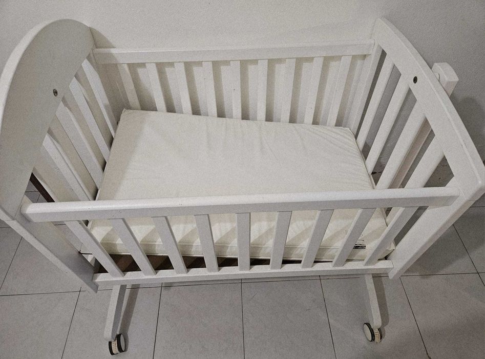 Berço/Cama Bebé com Colchão