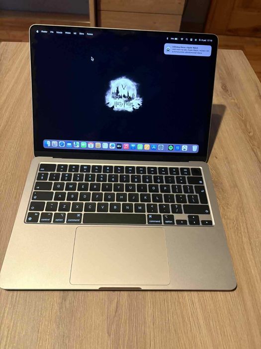 Apple MacBook Air 13,6" M2 16GB RAM 256GB Dysk Kolor Starlight