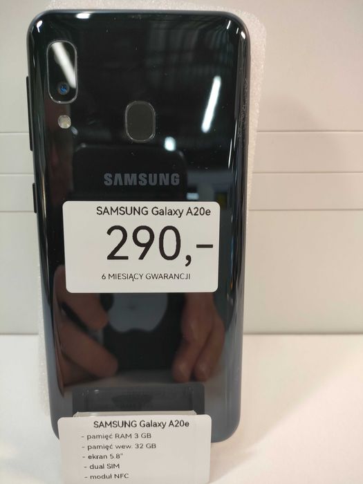 Samsung Galaxy A20e czarny