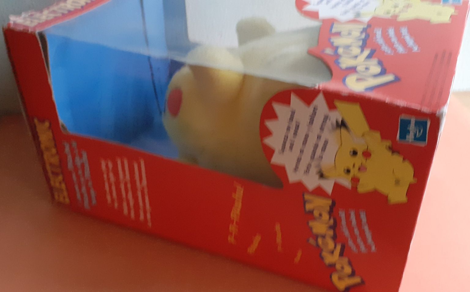 Brinquedo antigo. Electronic Pokémon. Picachu