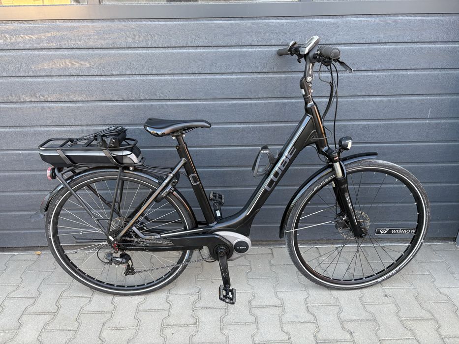 Rower Elektryczny 2020r Cube Town Bosch 400Wh po serwisie Dokumenty