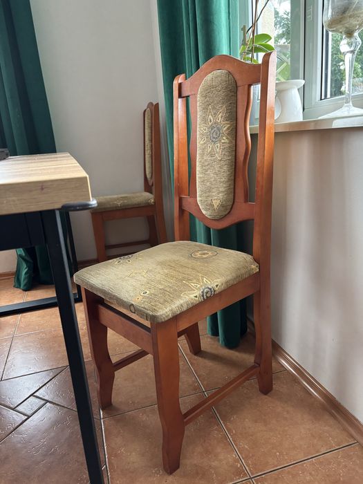 Drewniane krzesla 4 sztuki