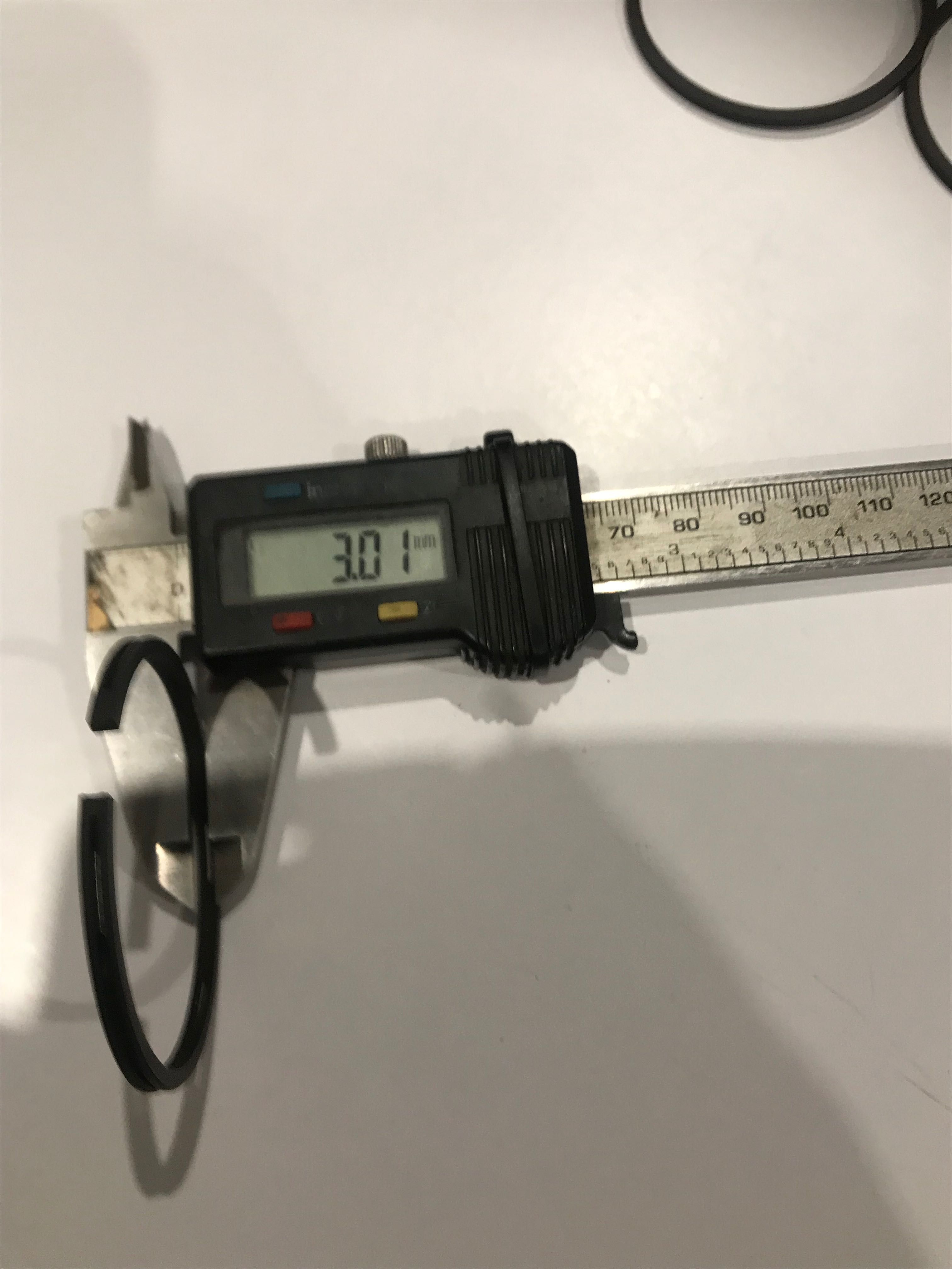 Pierścienie do kompresora tłokowego 52mm.