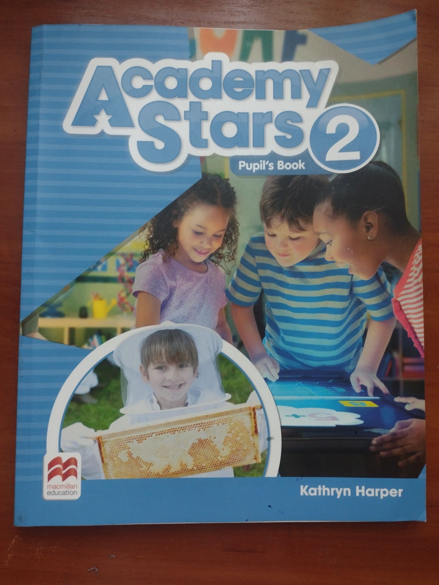 Підручник  оригінал Academy Stars2 pupil book