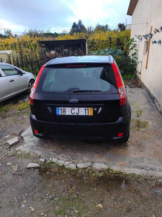 Vendo carro Ford Fiesta