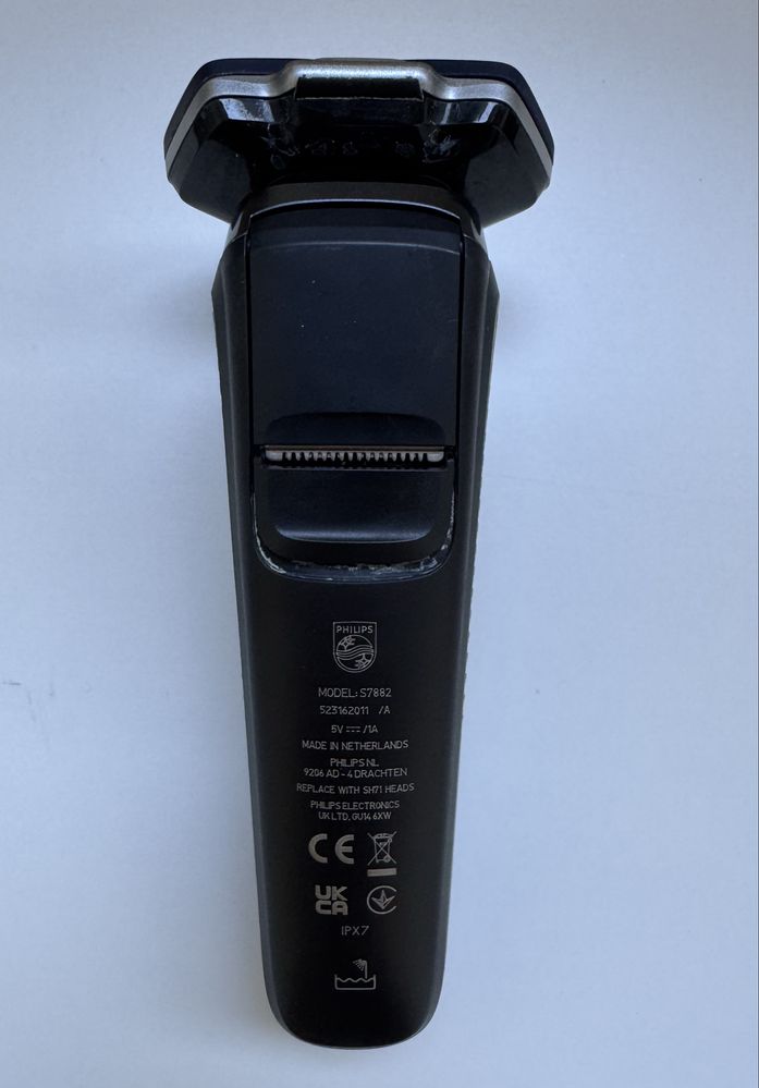 Електробритва Philips 7882/55