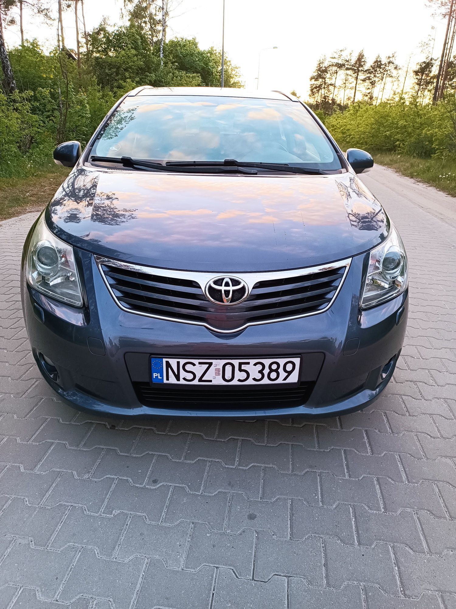 Toyota Avensis t27 Sprowadzona