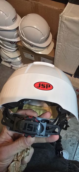 Kaski ochronne, budowlane, robotnicze BHP