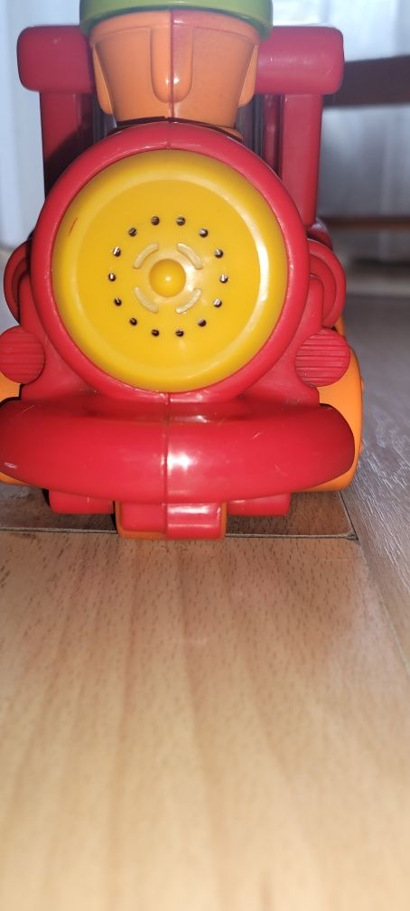 Fisher Price kolejka jeżdżącą