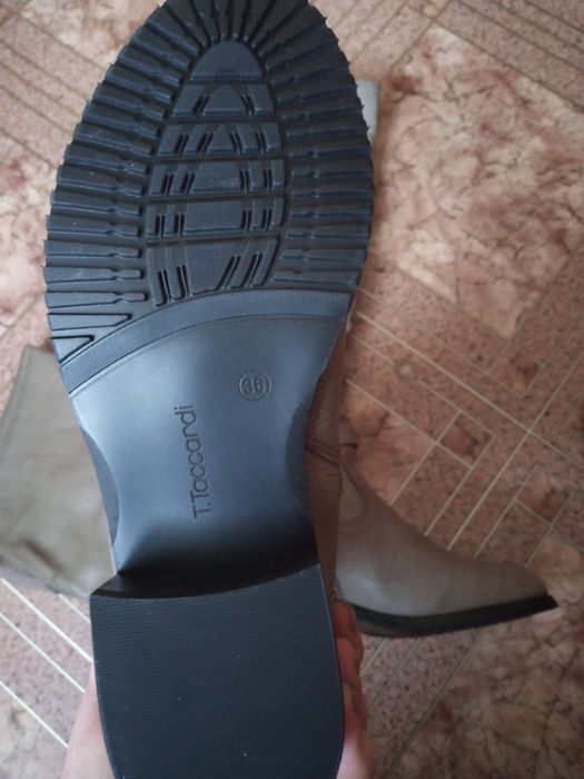 Жіночі зимові чоботи