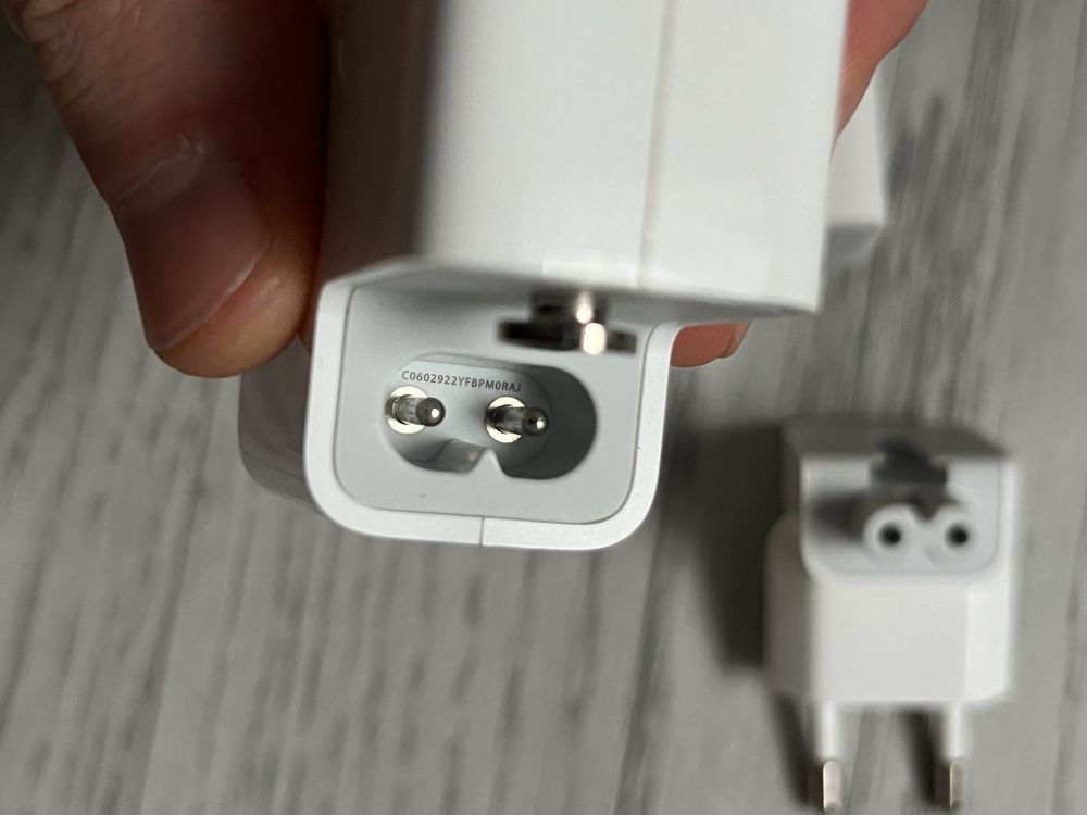 Original адаптери Apple MacBook  29/61/67/87W USB-C MagSafe 3