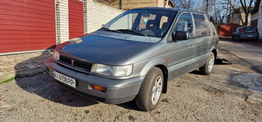 Mitsubishi Space Wagon