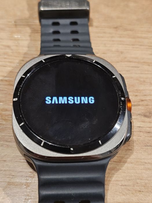 Samsung galaxy Watch Ultra z 2024r