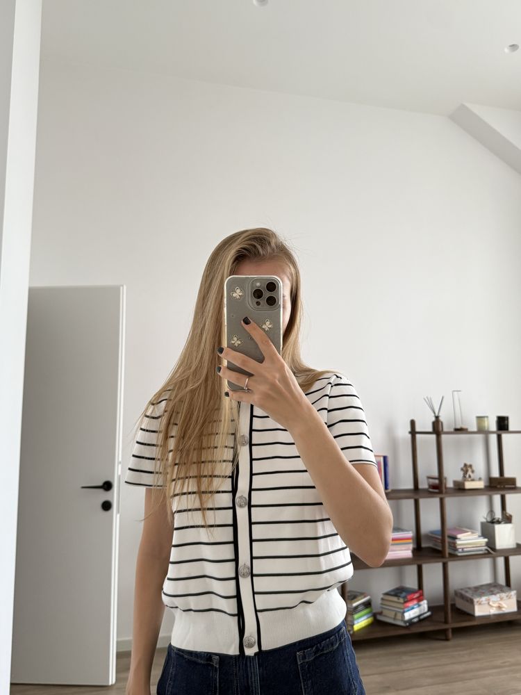 Гарна футболка Massimo Dutti