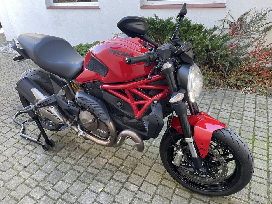 Ducati Monster 821