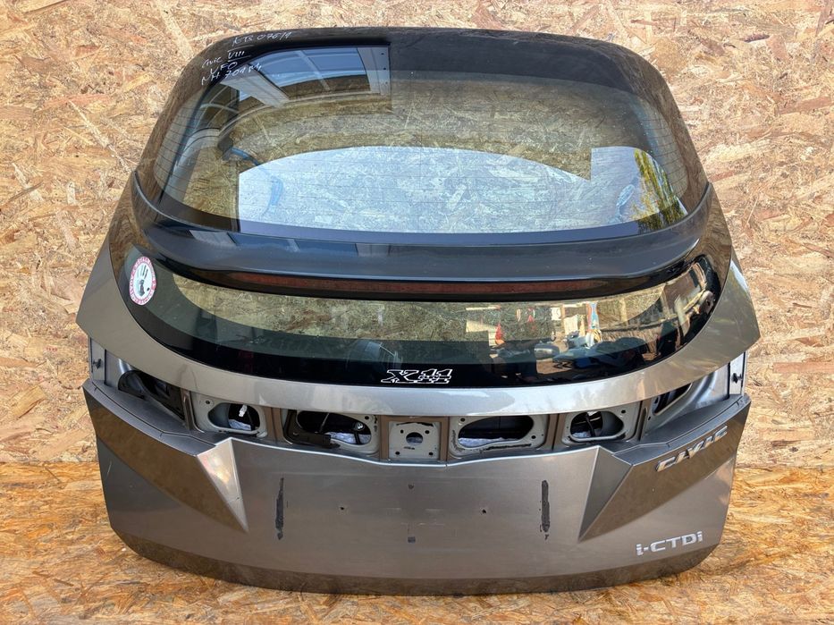 Honda Civic VIII UFO kod lak. NH701M KLAPA BAGAŻNIKA KLAPA TYŁ