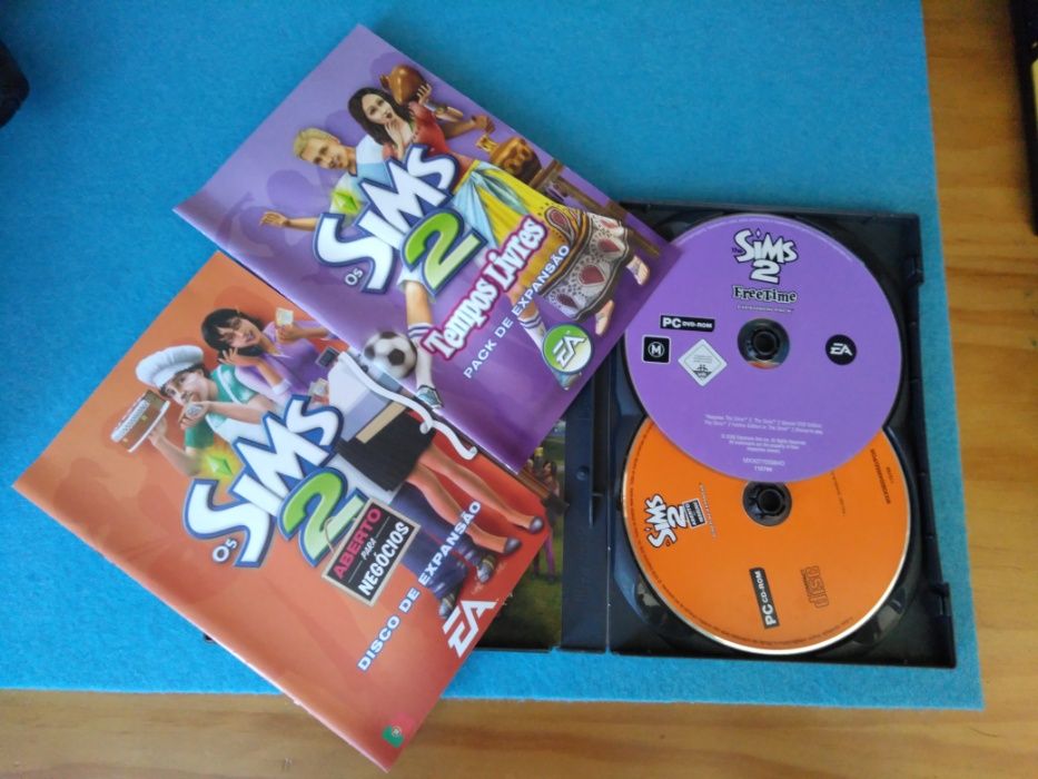 Os Sims 2 - Discos de expansões