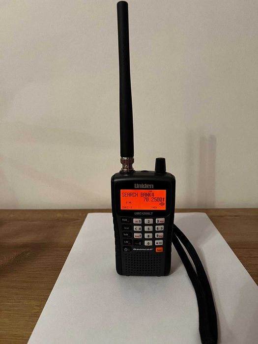 Skaner szerokopasmowy Uniden UBC125XLT