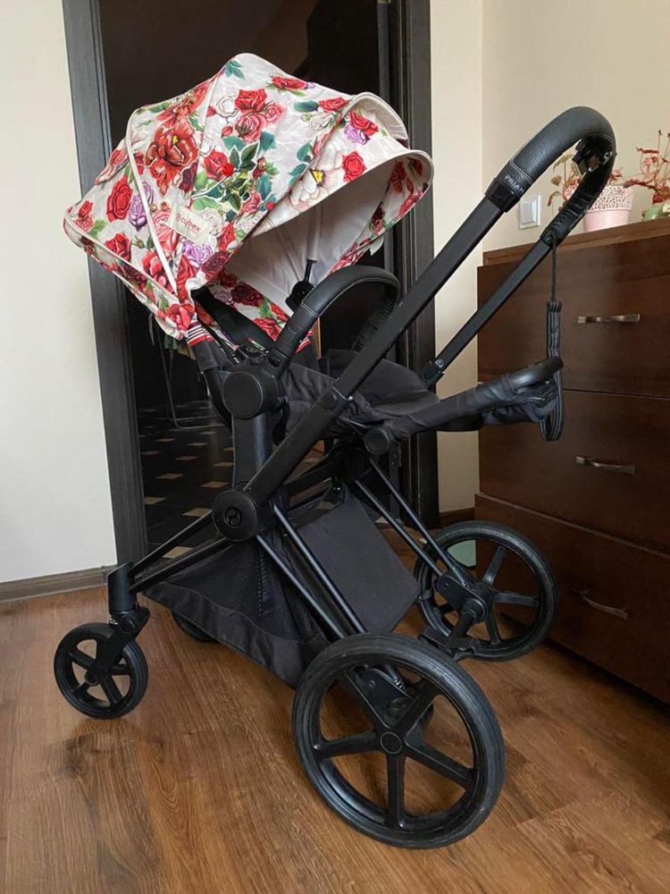 Візочок 2 в1 Cybex Priam Lux Spring Blossom.