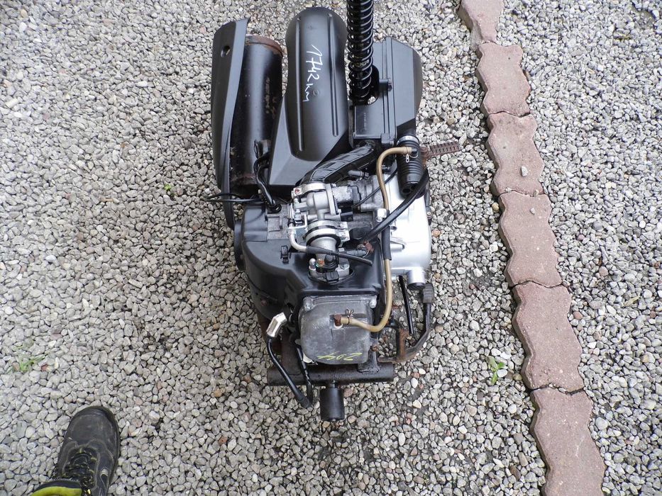 SILNIK DO CHIŃSKIEGO SKUTERA 50 4T KOLO 10 FI sprawny  1742 km wtrysk