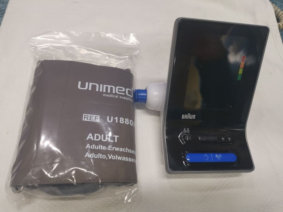 Ciśnieniomierz Braun BUA 6150 + nowe baterie + nowy mankiet