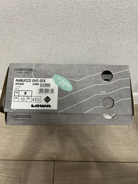 Чоботи, ботинки, берці, трекінгове взуття LOWA NABUCCO EVO GTX