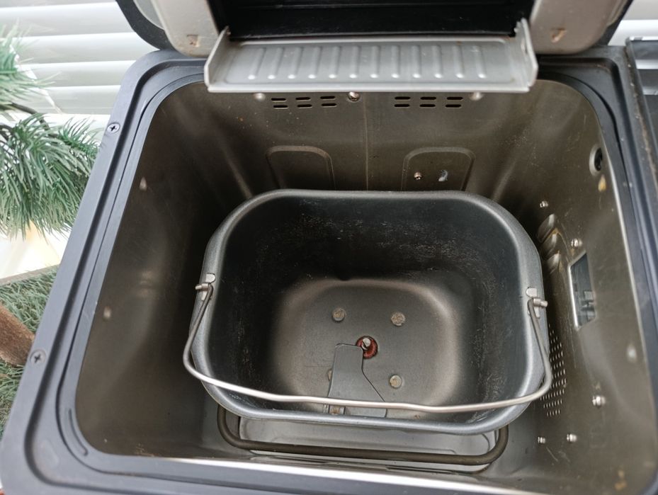 Хлібопічка Kenwood BM 450