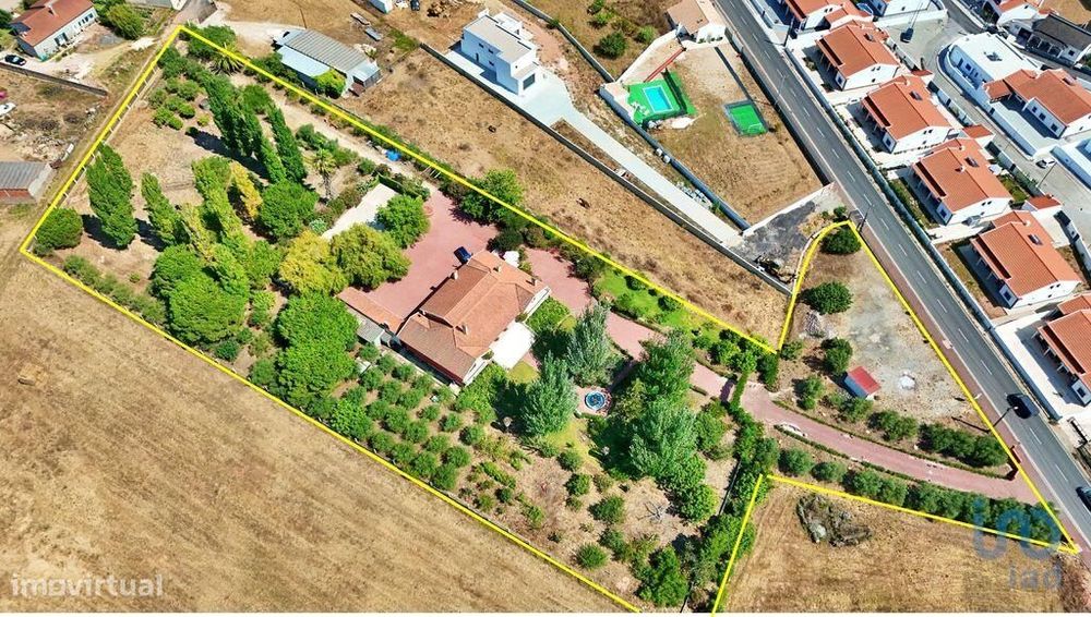 Casa / Villa T4 em Lamas e Cercal de 550,00 m2
