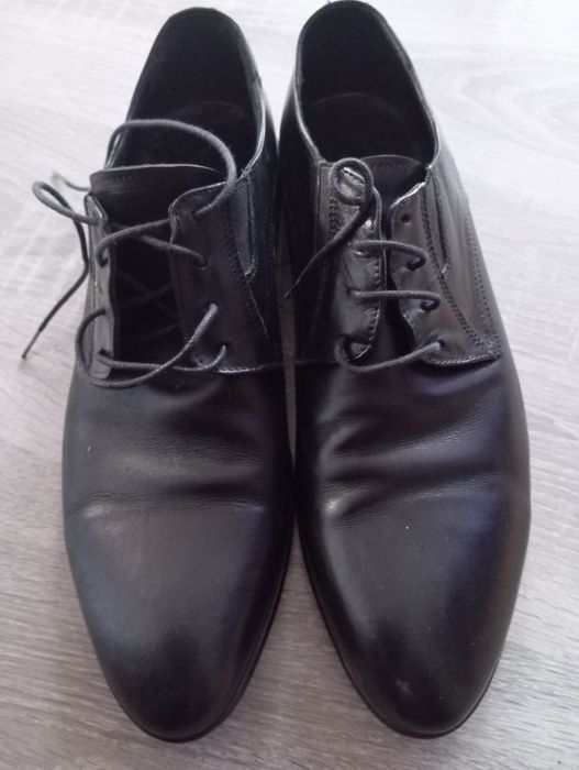 Sprzedam skórzane buty męskie