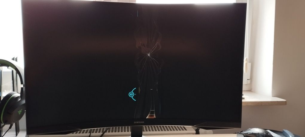 Monitor Samsung odyssey uszkodzony