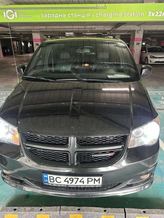 мінівен Dodge Grand Caravan,обмін на значно дешевше авто