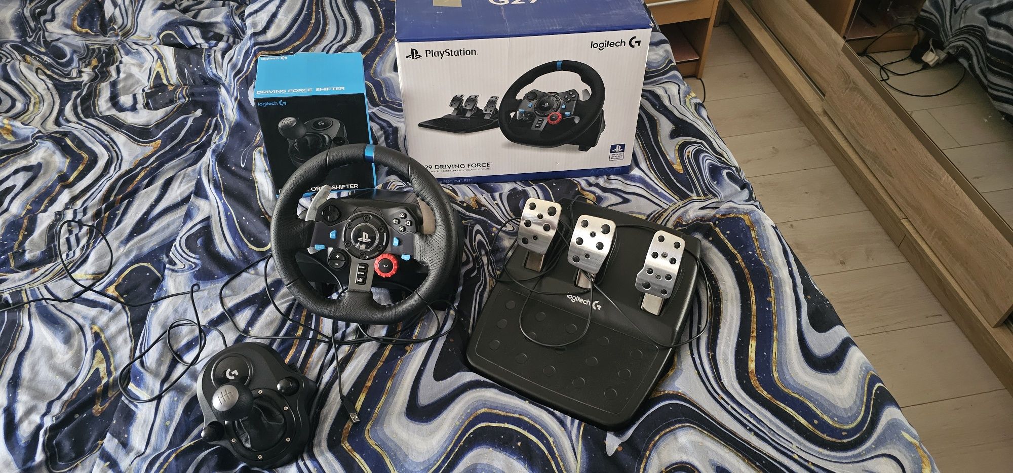 Kierownica do konsoli i PC logitech G29