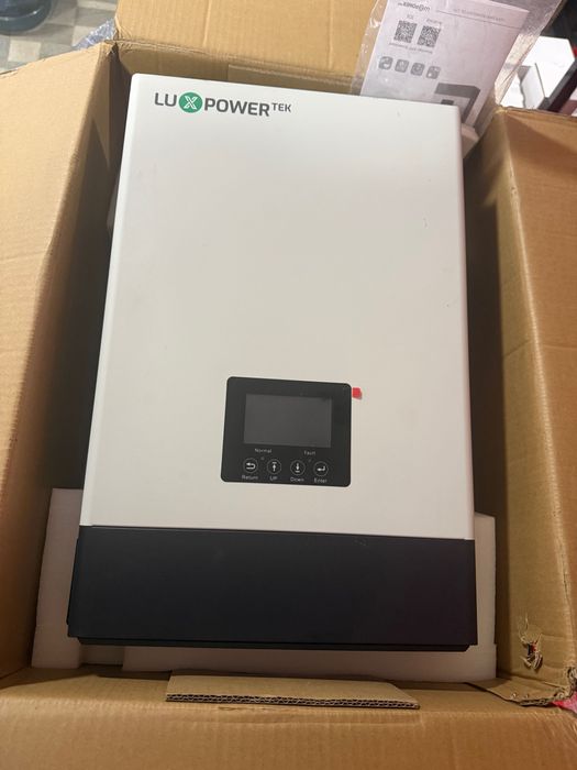 Гібридний інвертор LUXPOWER SNA6000