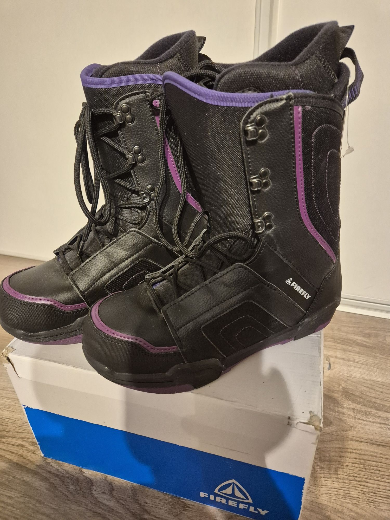 Witam sprzedam nowe buty snowboardowe Firefly 41nr