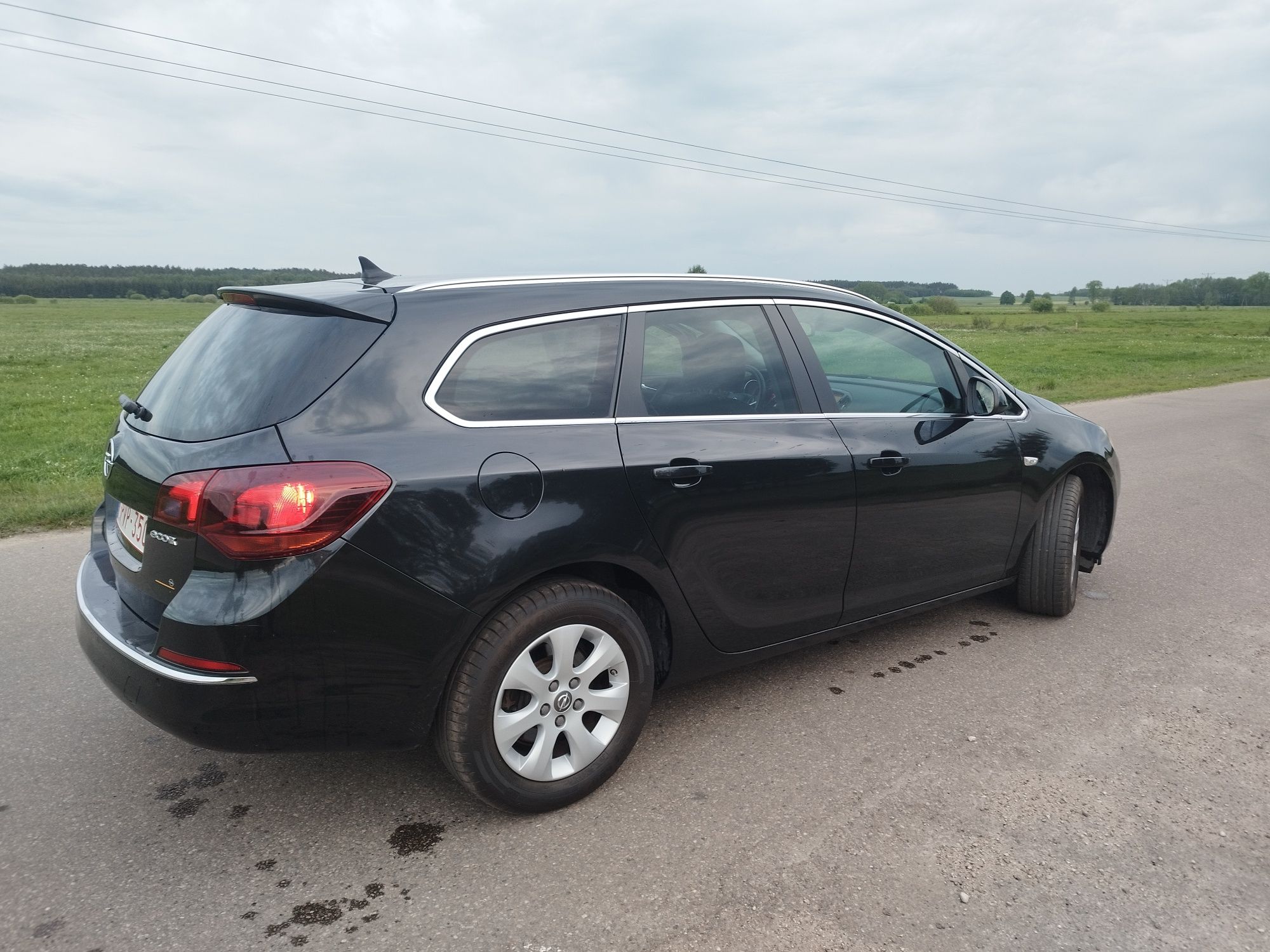 Opel Astra J Sports Tourer 1.6 cdti 136 km Nowy rozrząd!!