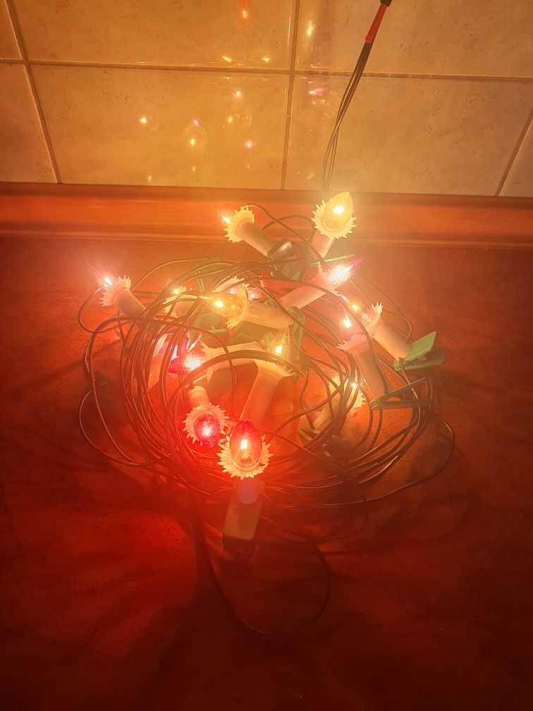 Lampki choinkowe z PRL, sprawne.