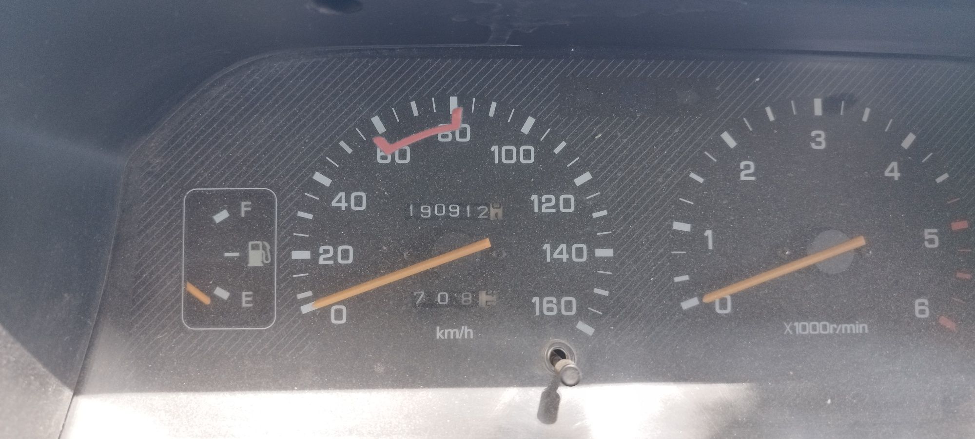 Mitsubishi l 300