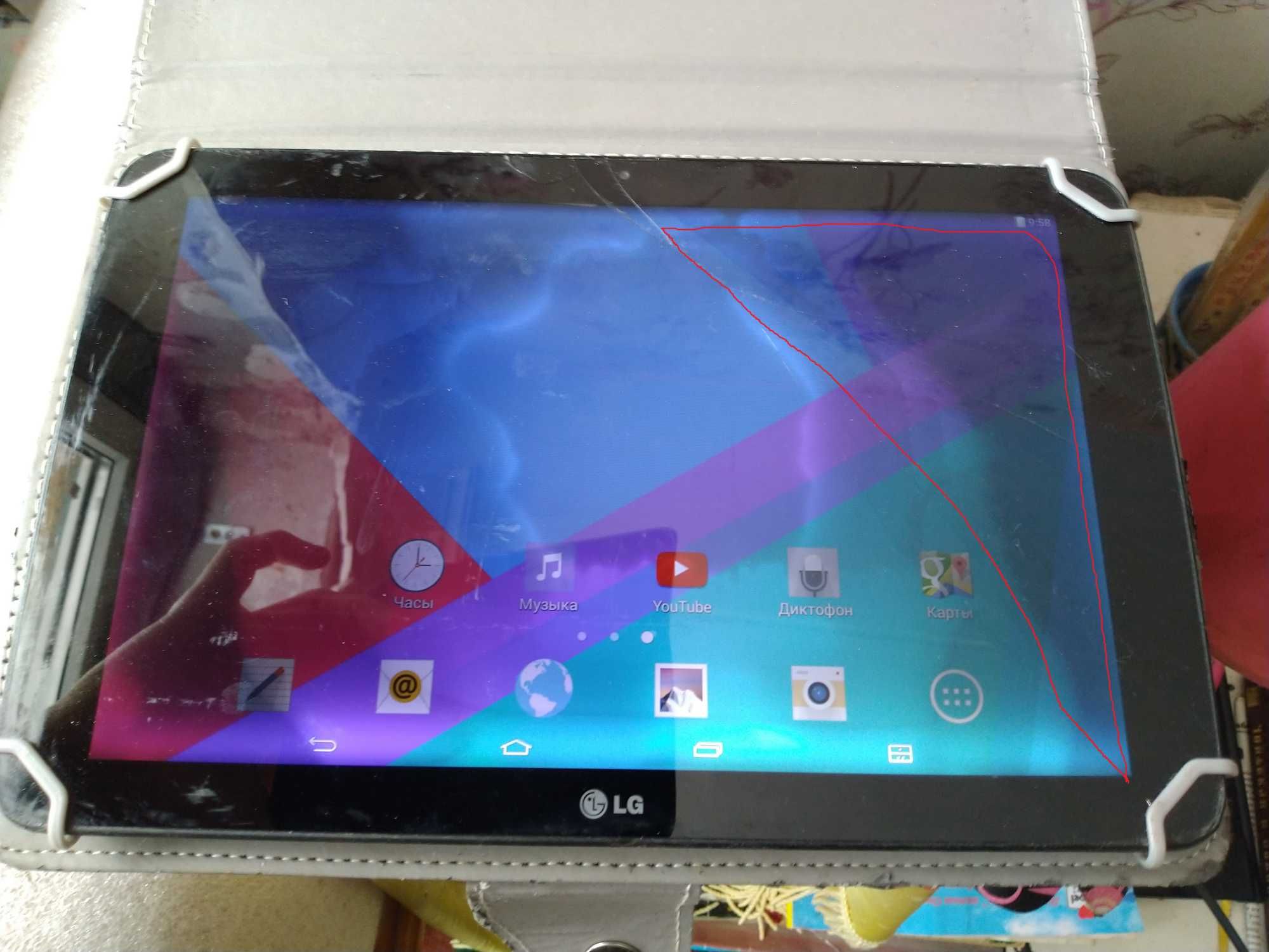 Планшет G Pad 10.1 V700