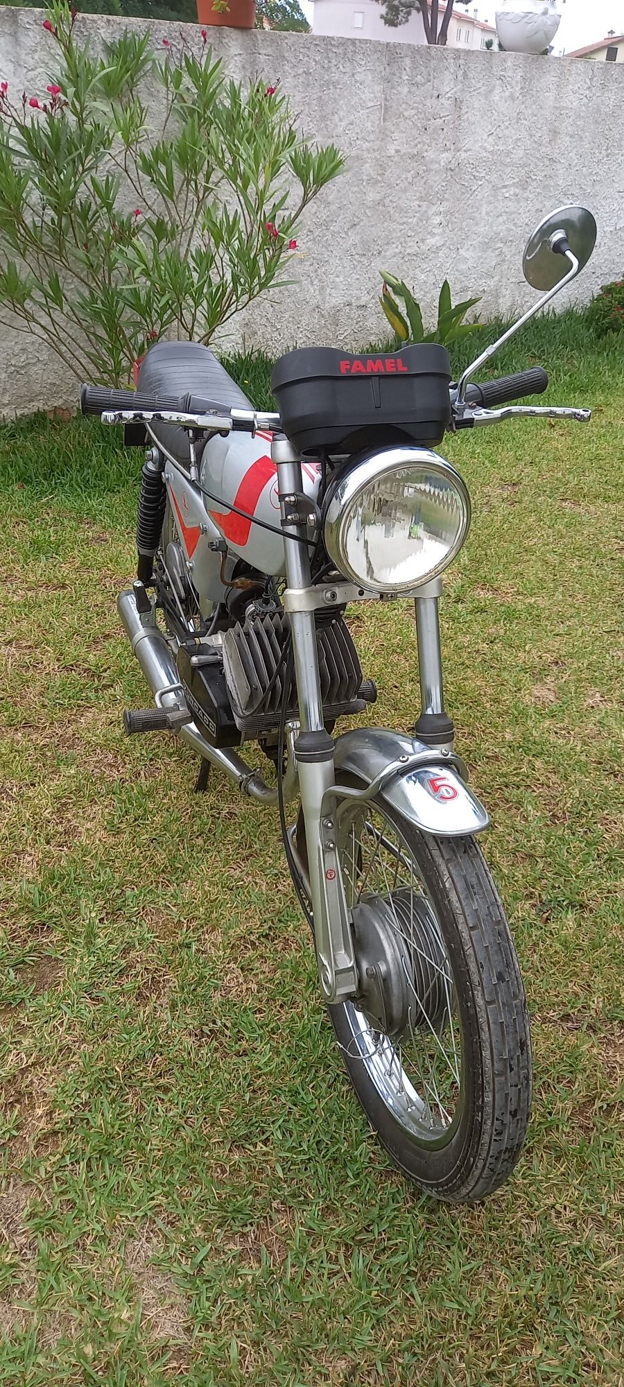 Famel zundapp F15 Águia