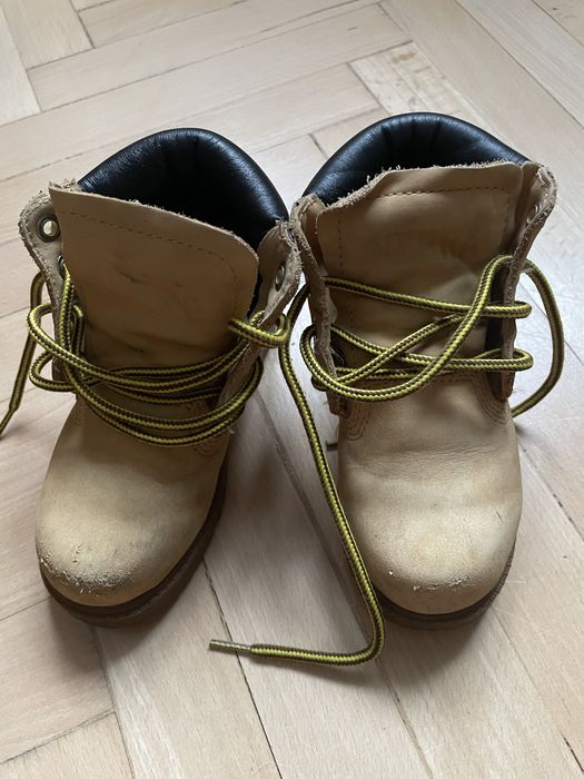 Buty dzieciece typu Timberland trapery