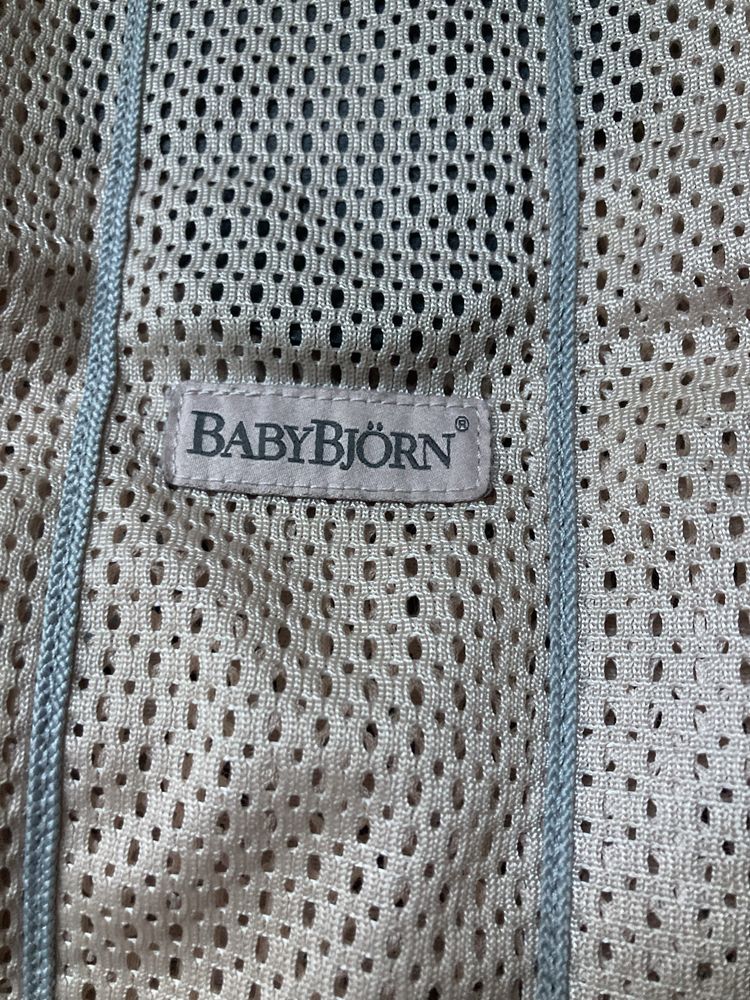 Nosidlo Babybjorn mini mesh - perłowy róż
