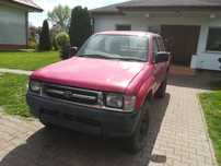Toyota hilux zacisk hamulcowy przód