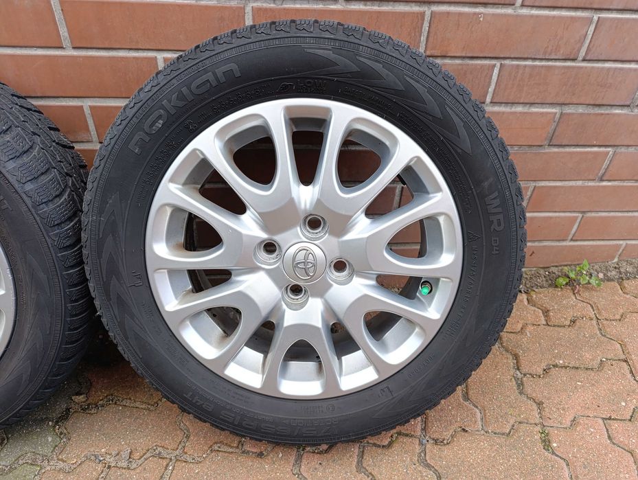 alufelgi + opony 175/65 R15 4x100 Toyota np. Yaris