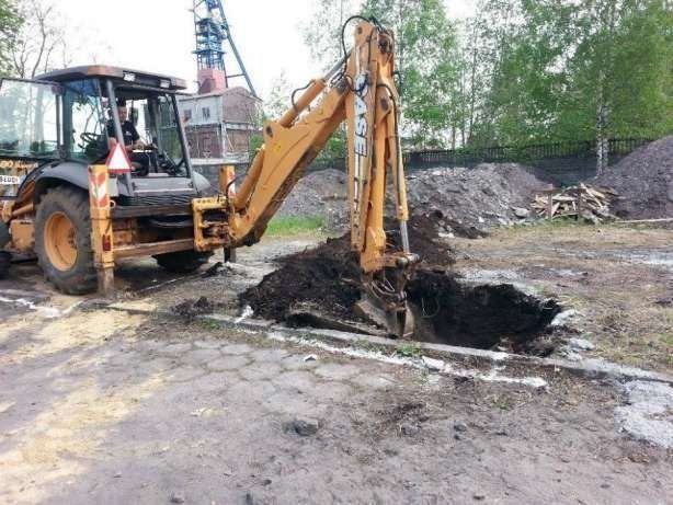 Wynajem Usługi Koparka Koparko-Ładowarka Szambo Betonowe młot