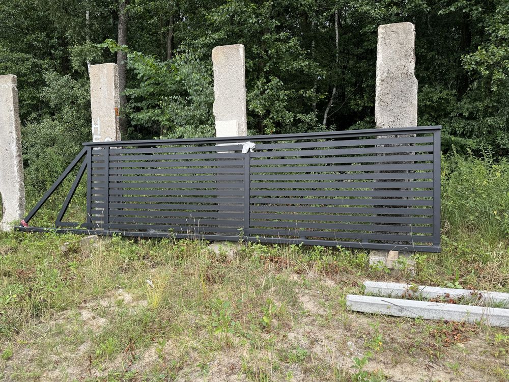 Brama palisadowa przesuwna prawa 5m czarny mat.
